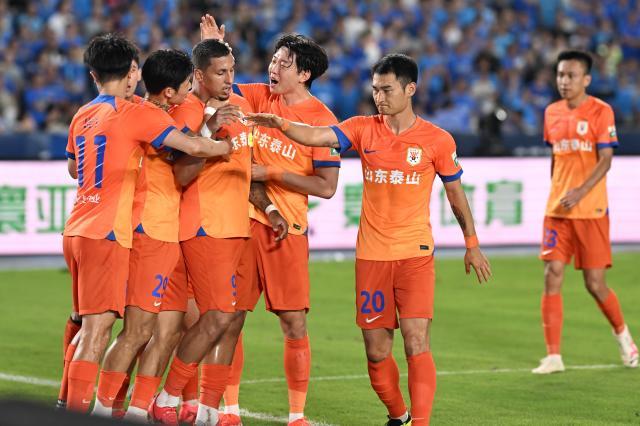 1723019032046088045.jpg #(体育)(3)足球——中超:山东泰山胜南通支云XxjpseC007192_20240721_PEPFN0A001.jpg