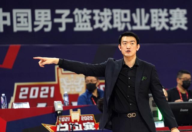 广厦变阵仍未能取胜 王博：希望球队每场进步一点